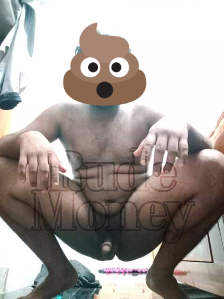 Indian Stupid Slave showing his fat dark ass.